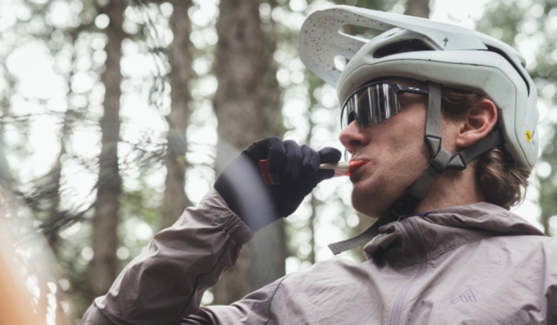 Nutrition on the mountain bike by Elliot Jamieson: How to actually fuel on the trail?